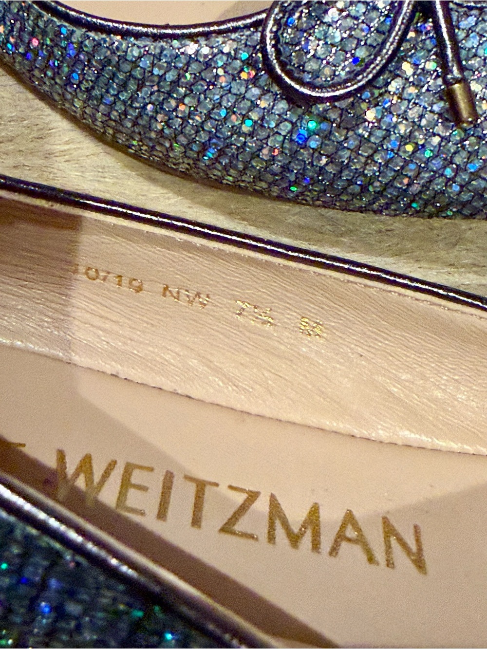 Stuart Weitzman Glittery Silver Rhinestone Ballet Flats with Bow 7.5 - Picture 6 of 8